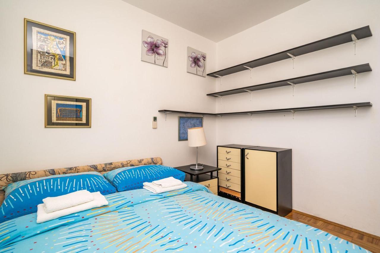 Spacious Three Bedroom Apartment Дубровник Екстериор снимка