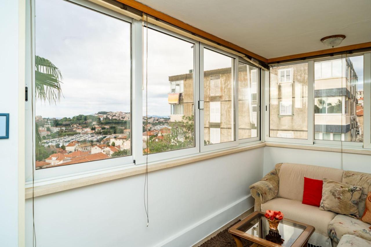 Spacious Three Bedroom Apartment Дубровник Екстериор снимка